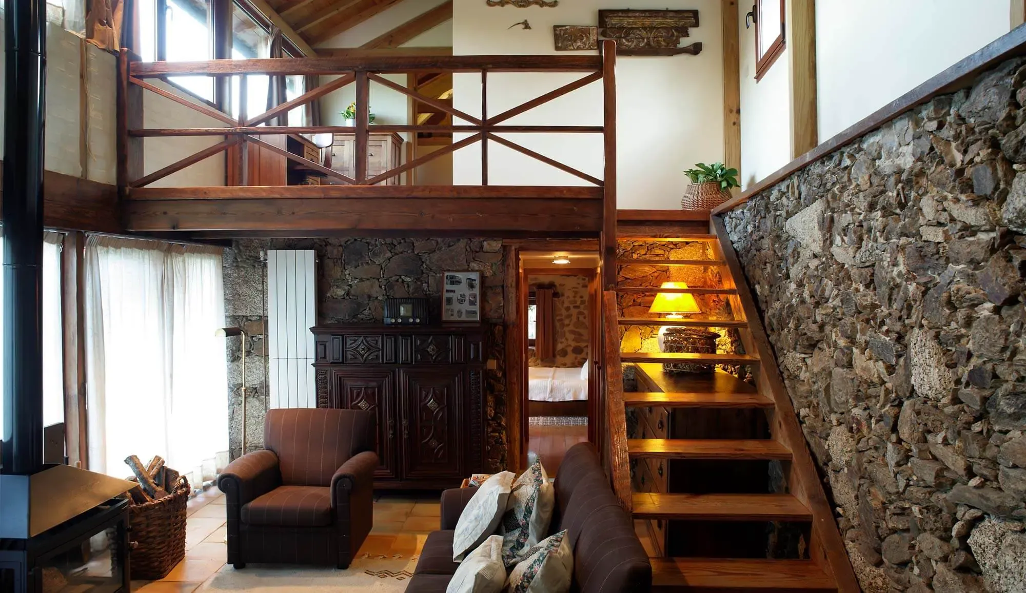 Casa de Cocenda interior with mountain views