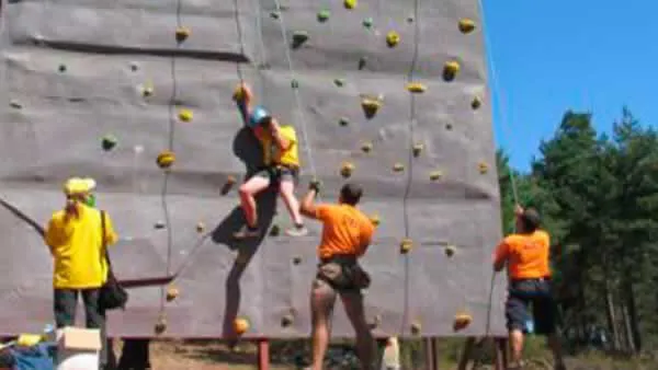 Climbing wall